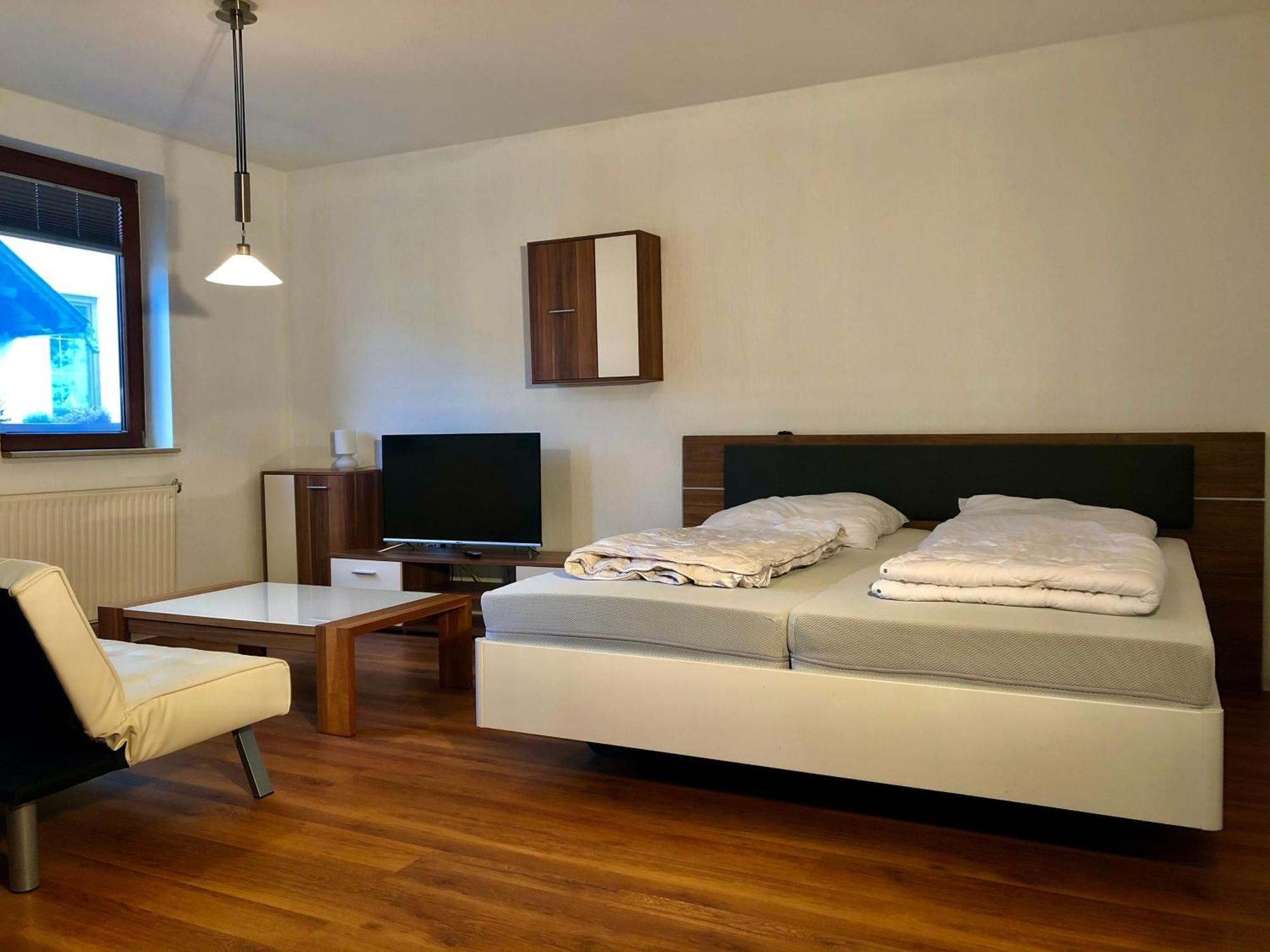 Ferienwohnung Familie Troeger Floh Exterior foto